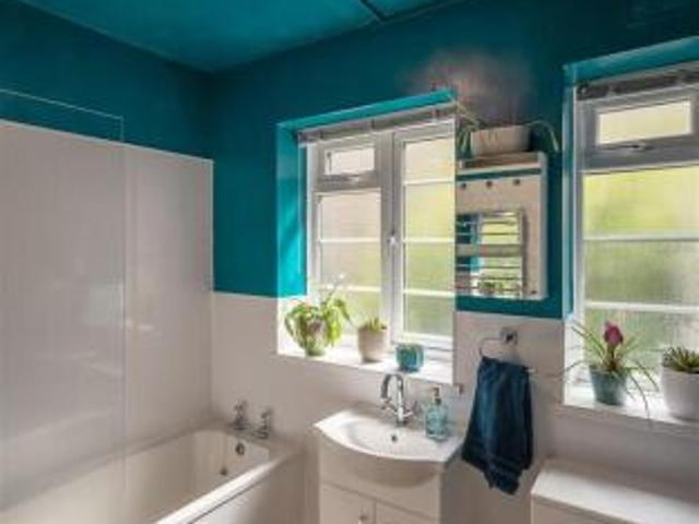Flat for sale in Jesmond, Tyne And Wear