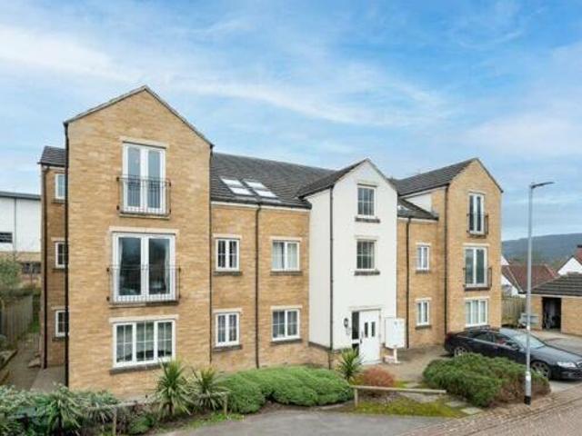 House for sale in Otley, West Yorkshire