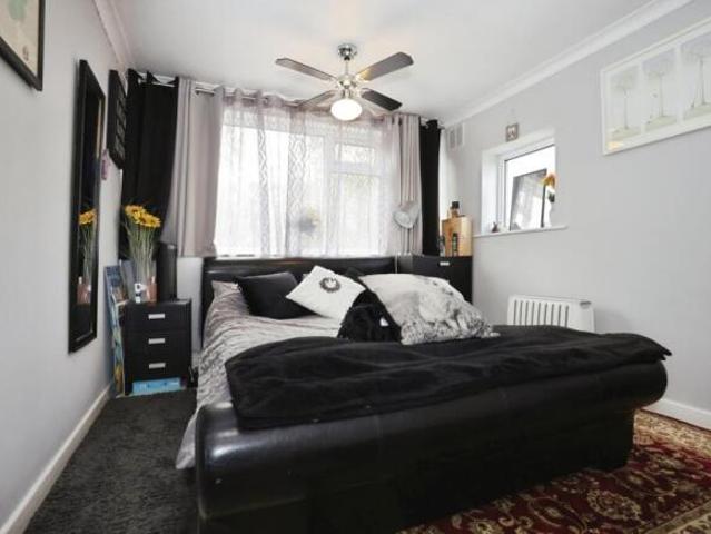 Flat for sale in Allesley Park, Allesley