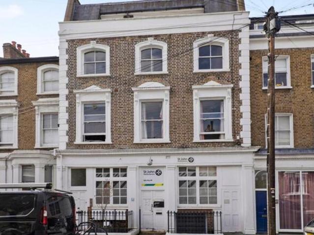 Flat for sale in London Borough of Hammersmith and Fulham, Greater London