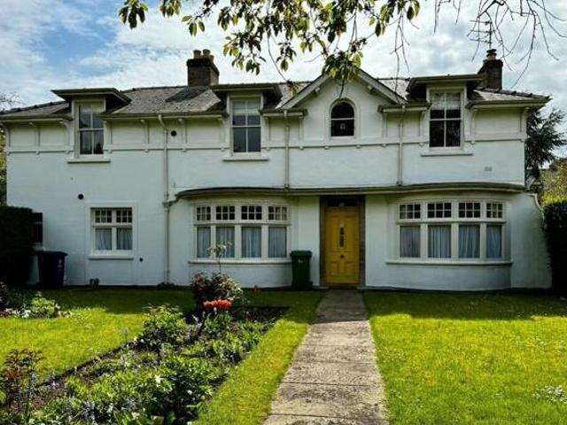 House for sale in The Slade, Oxfordshire