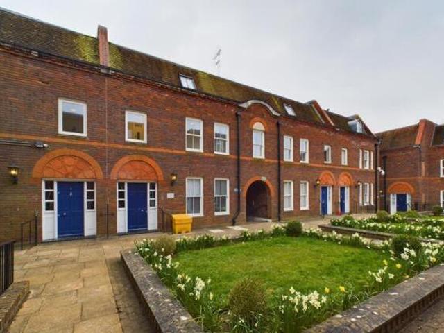House for sale in Aylesbury, Buckinghamshire