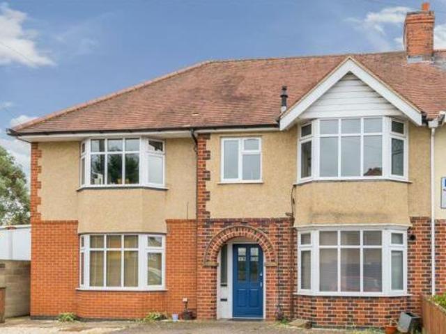 House for sale in The Slade, Oxfordshire