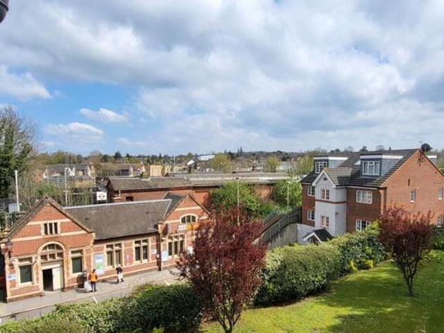 House for sale in Bushey