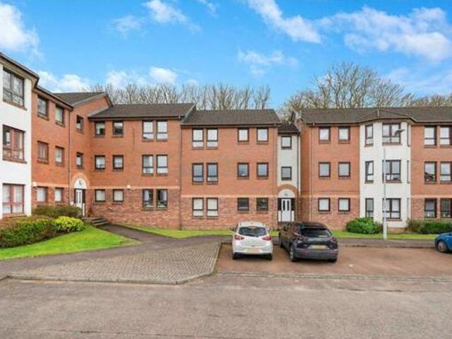 House for sale in Castlehead, Glenburn