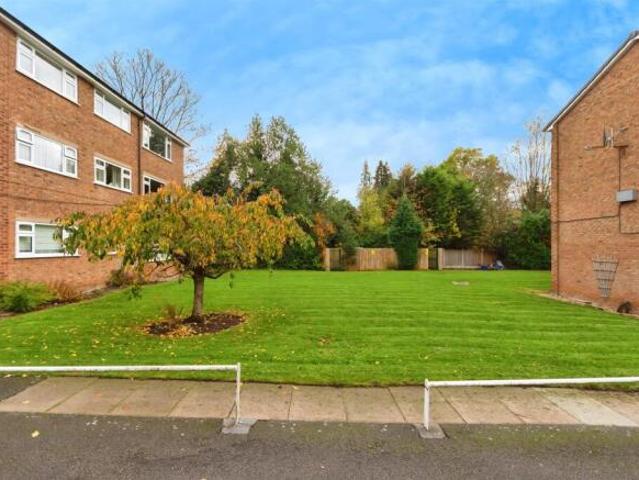 Flat for sale in Yardley Wood, West Midlands