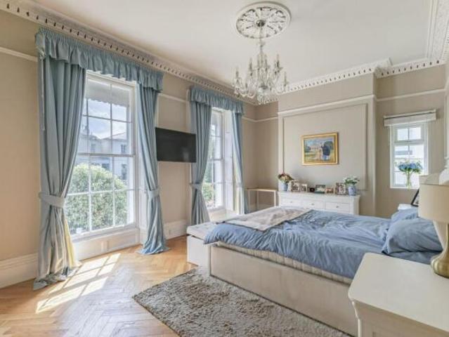 Flat for sale in Golden Valley, Gloucestershire