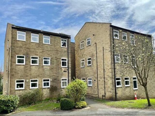 House for sale in Charlesworth, East Midlands