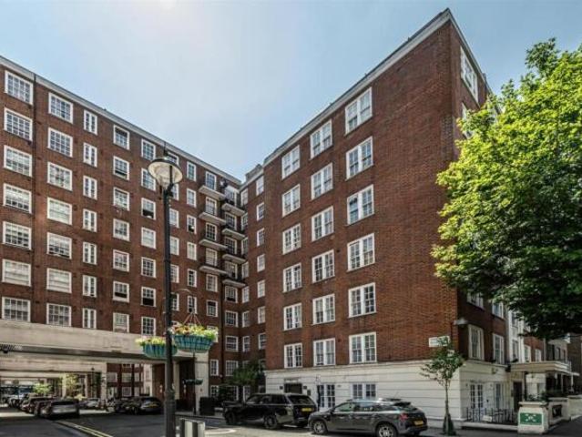 Flat for sale in Edgware, Isle Of Man