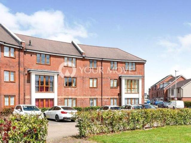 Flat for sale in Priest Down, Hampshire