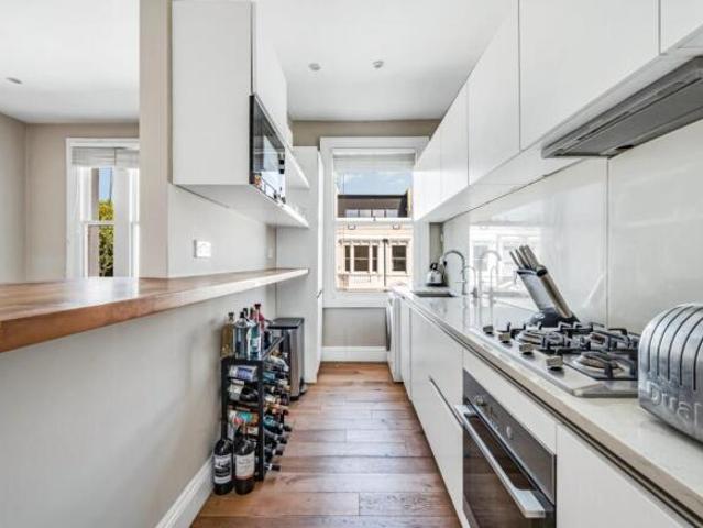 Flat for sale in Cat Hill