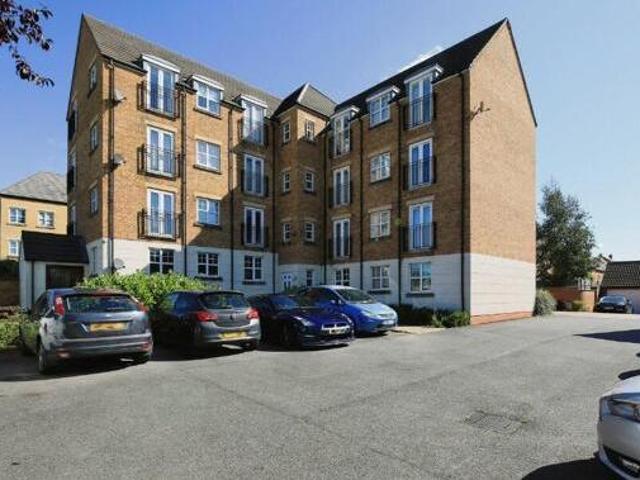 House for sale in Hampton Green, Cambridgeshire