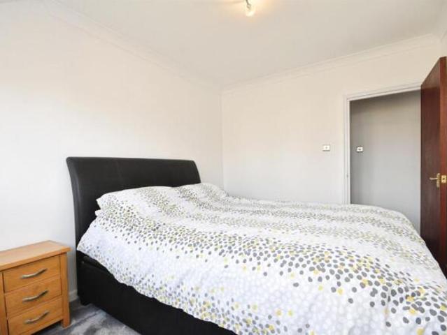 Flat for sale in Romford, Greater London