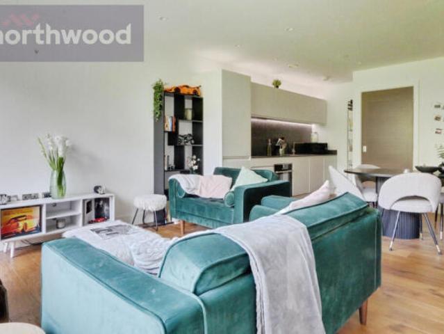Flat for sale in Piccadilly Court, York