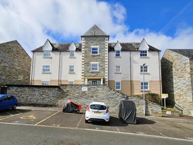 House for sale in Saltash, Cornwall