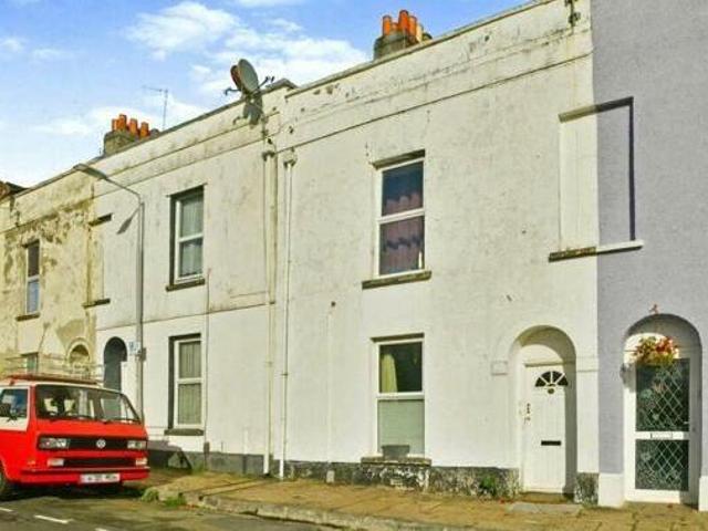 House for sale in Follaton, Strode
