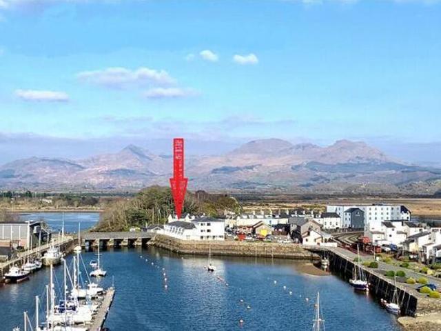 House for sale in Porthmadog, Wales