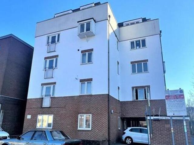 House for sale in Spring Vale, Hampshire