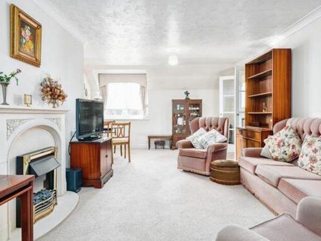 House for sale in Potters Bar, Isle Of Man