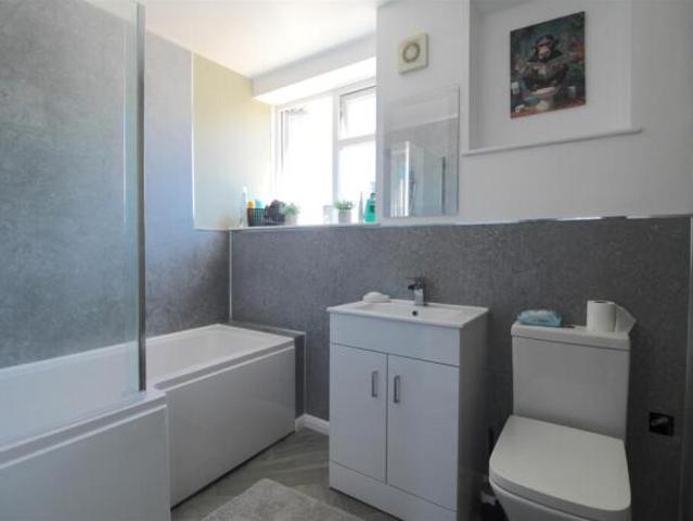Flat for sale in St. Peter's, Thanet