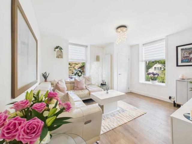 Flat for sale in Cambuslang, South Lanarkshire