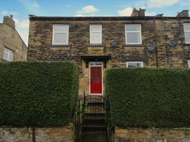 House for sale in Pudsey, West Yorkshire