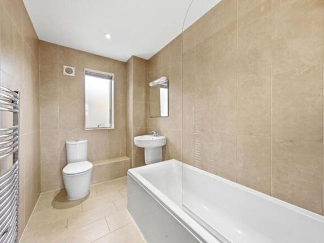 Flat for sale in Arbury, Cambridgeshire