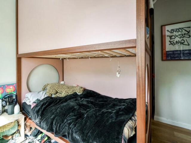 Flat for sale in Cat Hill