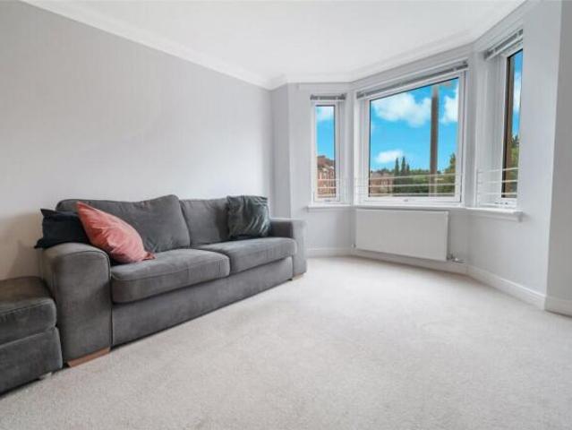Flat for sale in Hillhead, Scotland