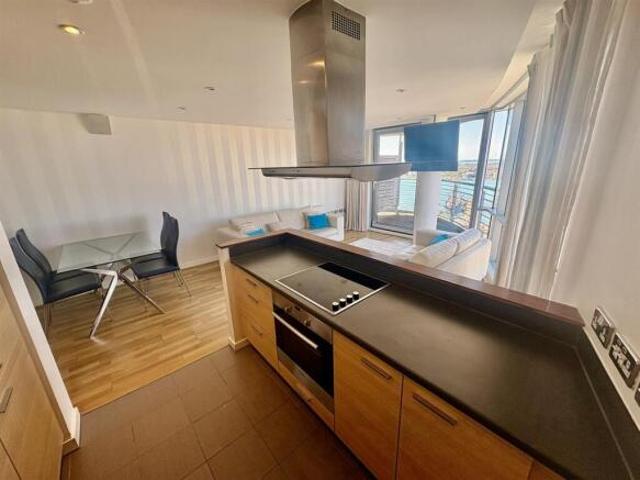 Flat for sale in Portsea, City Of Portsmouth