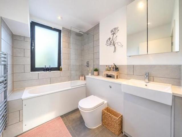 Flat for sale in Cat Hill, England