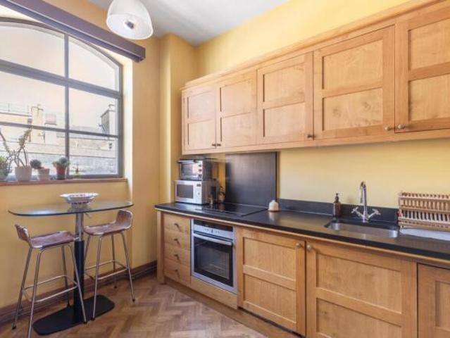 Flat for sale in Cat Hill