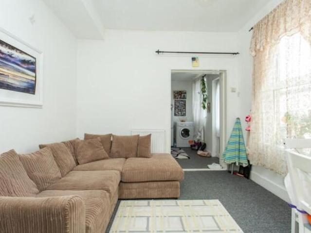 Flat for sale in Herne Bay, Kent