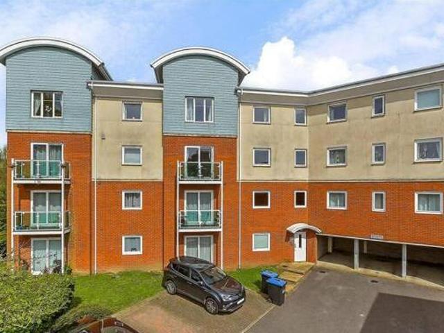 House for sale in Red Hill, Surrey