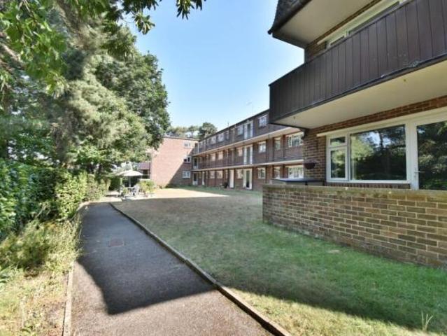 Flat for sale in Bournemouth