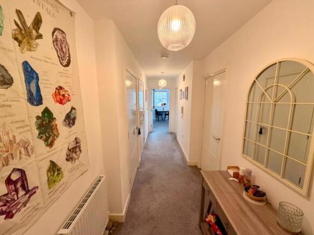 Flat for sale in Five Acres, Hertfordshire