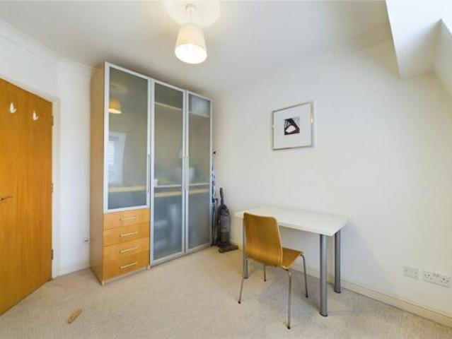 Flat for sale in Kintbury, West Berkshire