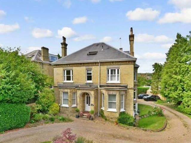 House for sale in Reigate, Reigate and Banstead