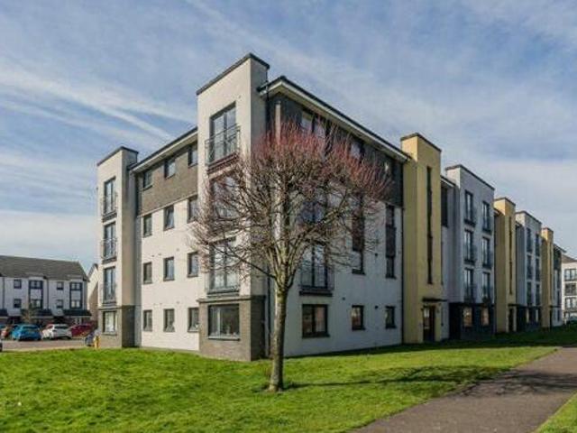 House for sale in Renfrew, Renfrewshire