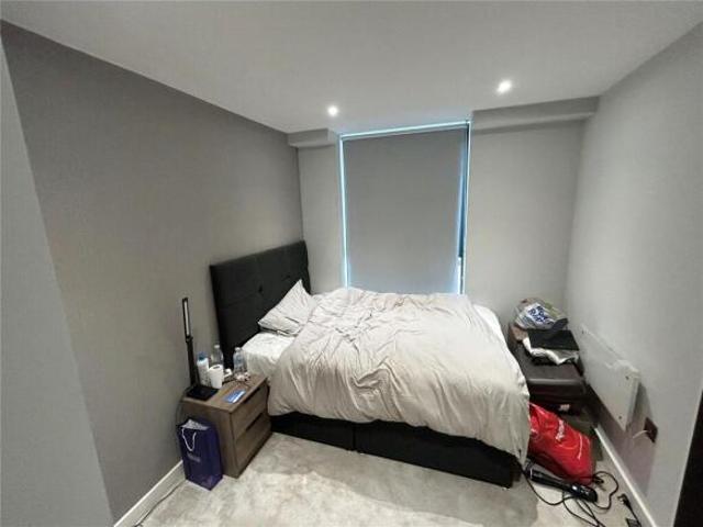 Flat for sale in Calderstones