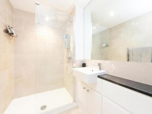 Flat for sale in Ruislip, Greater London