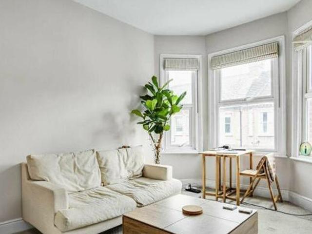 House for sale in Deepcut, Surrey