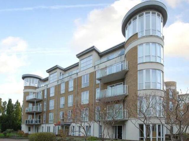 House for sale in Deepcut, Surrey