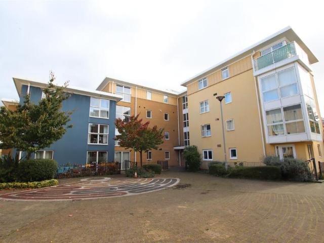 Flat for sale in Watergate, Devon
