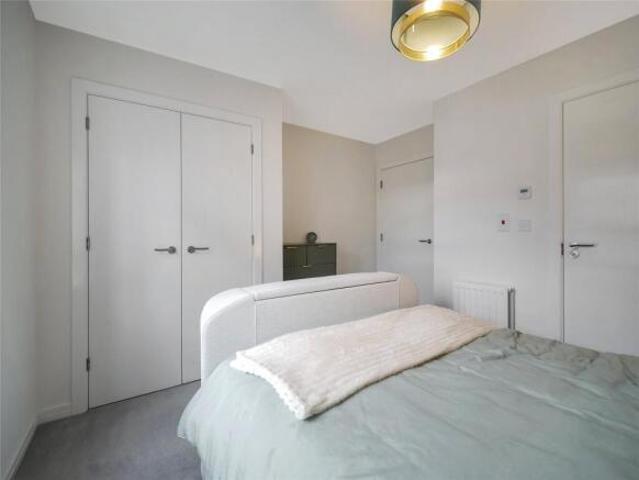 Flat for sale in Hutchesontown, Oatlands