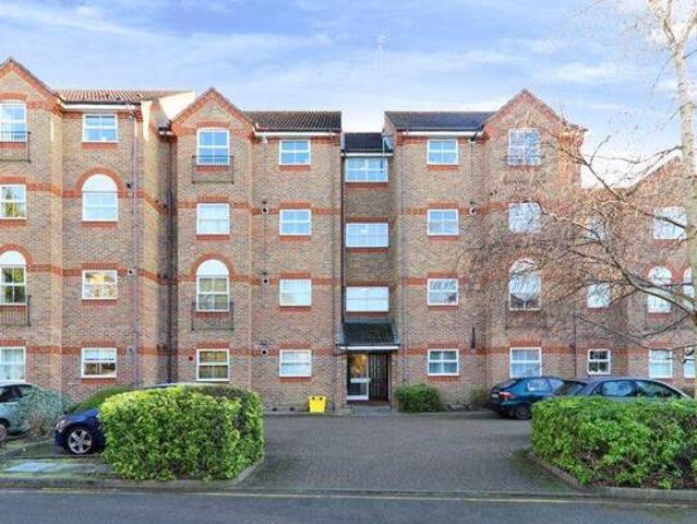 House for sale in Batchworth