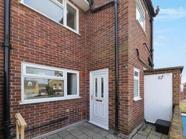 House for sale in Moneyhill, Batchworth