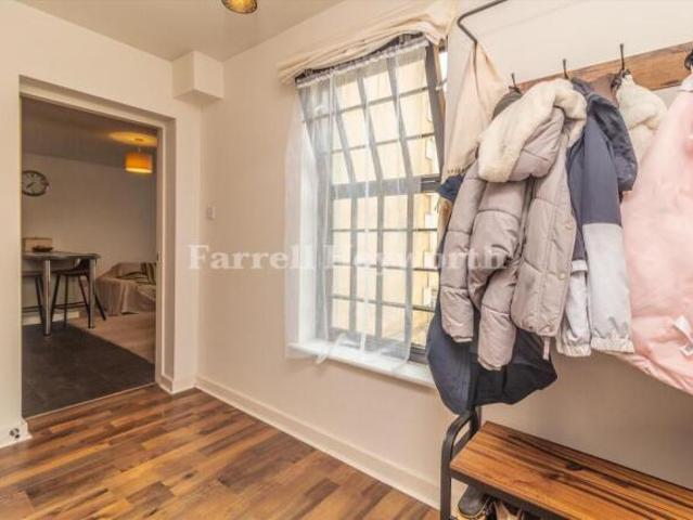 Flat for sale in The Quayside, Bare