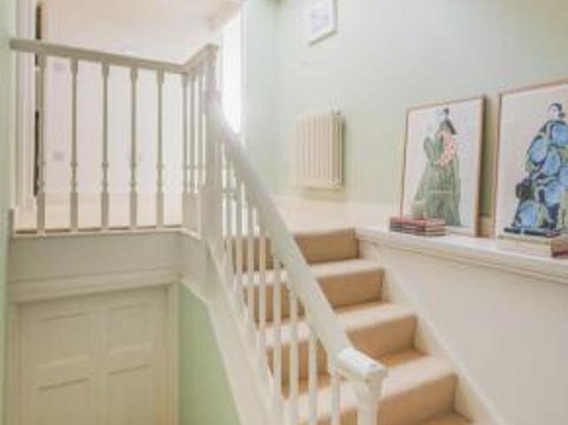 Flat for sale in Bath, West of England