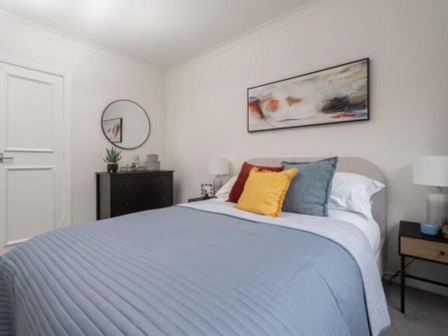 Flat for sale in Georgia, Greater Manchester